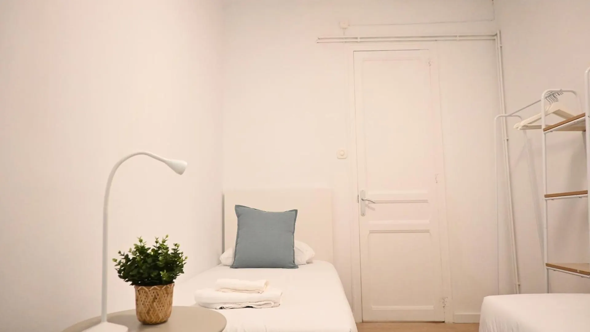 Apartment Homenfun Barcelona Avenida Diagonal Spain